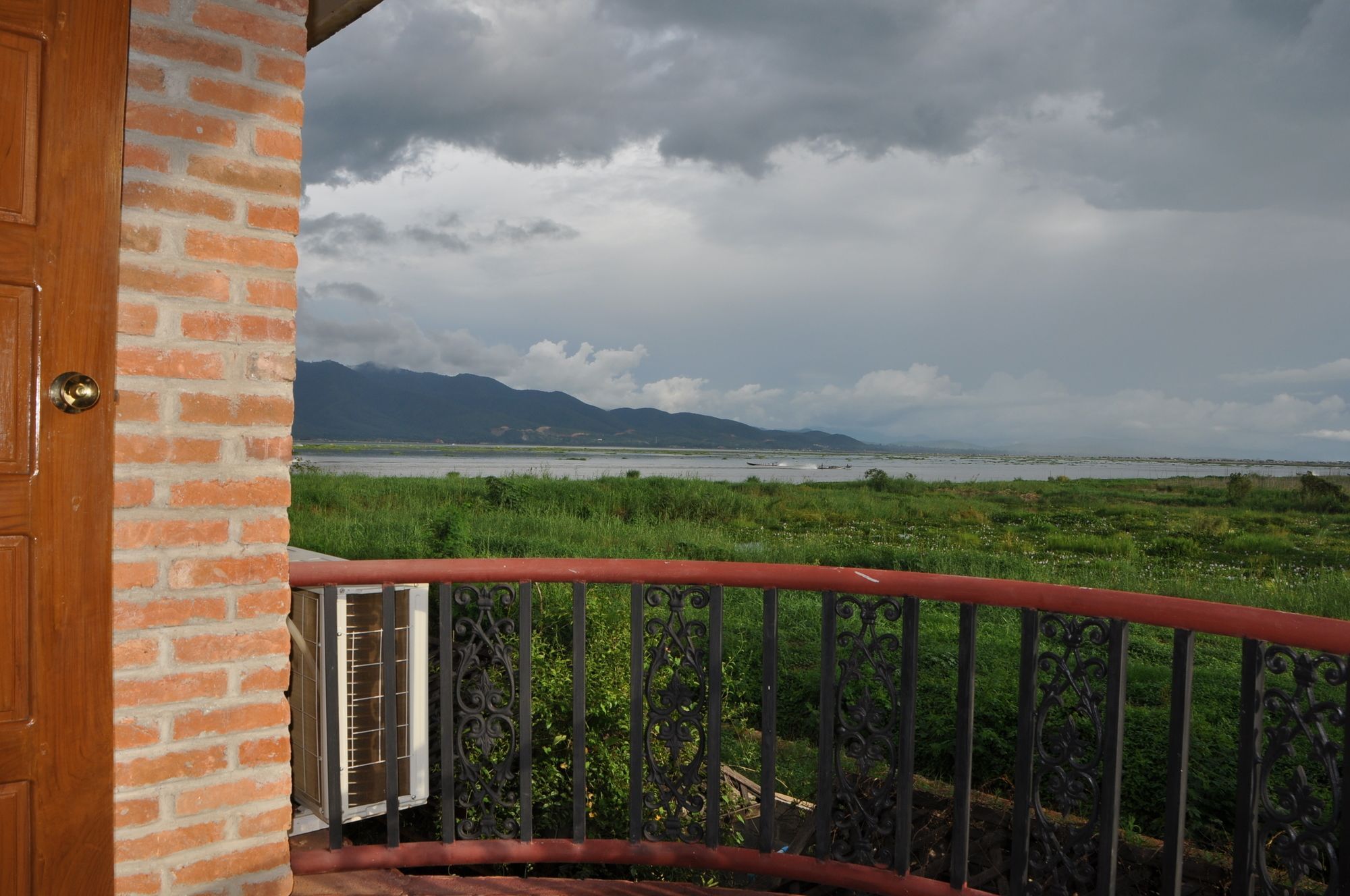 Ann Heritage Lodge Inle Lake Exterior foto